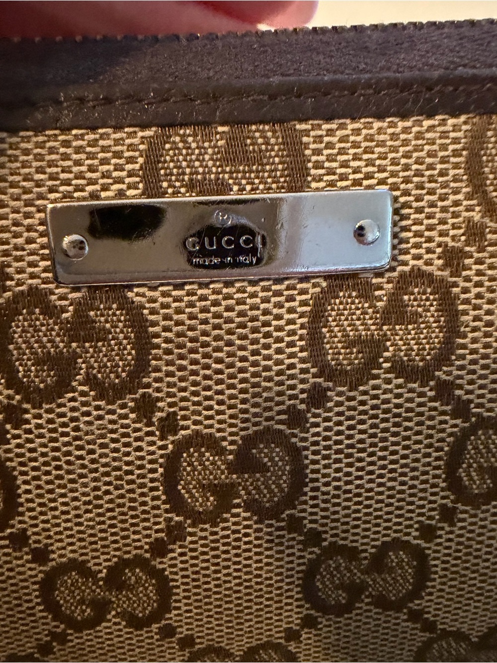 Gucci Brown and Beige GG Canvas Zip Wallet - Picture 3 of 6